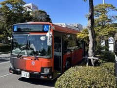 『ハイアット リージェンシー 東京ベイ』の無料シャトルバスの
車体の写真。