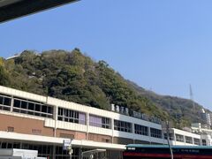1時間弱で新神戸に到着。コインロッカーに荷物を預けて、神戸観光開始です。