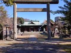 大垣公園の隣にある濃飛護国神社です。