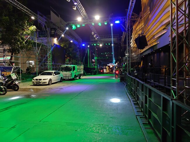 お店が並んでいます。