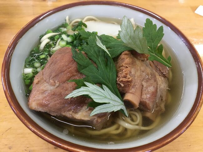 地元の人を真似てフーチバーを入れてみたけど、苦手だった。