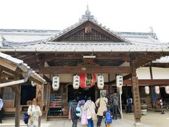 厳島神社は一方通行になっており、出口を出てすぐの大願寺にお参り。
高野山真言宗のお寺で、弘法大師の作といわれる弁財天があるそうです（非公開）。