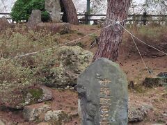 伊達政宗も米沢城で生を受けており、生誕の地の碑もあります。
直之の時期には完全に埋まりますｗ