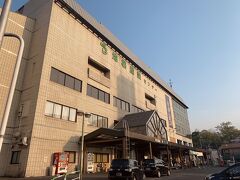 17:03 秩父駅
この日降りた秩父鉄道では一番大きい駅。