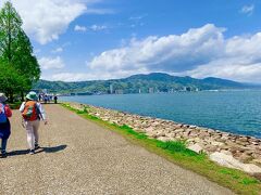琵琶湖沿いを歩いて、ウカルちゃんアリーナ方面に戻りましょう。