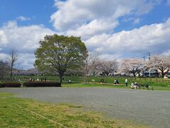 多摩川中央公園にはいりました。
