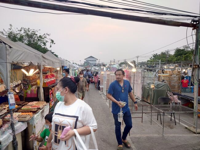 タイの人ばかりです。