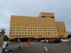 パシフイックホテル沖縄。去年も泊まりました。