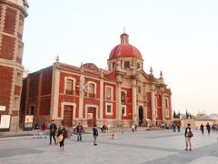 サンタ マリア デ グアダルーペ教区教会 (グアダルーペ寺院)