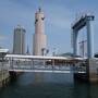 神戸港の中突堤を歩く。船にのりたかったけど。。。。ポートタワーは改修中でした。