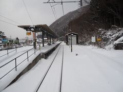 「会津高原尾瀬口駅」
ここから会津鉄道の路線に変わります
