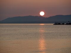 夕陽が沈む宍道湖は素晴らしい景色でした。