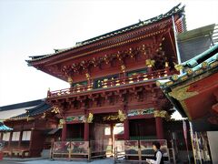 09：00　「静岡浅間神社」やその境内に設営されている「静岡大河ドラマ館」を見学。