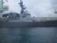 海軍ゆかりの港めぐり遊覧船
イージス艦・護衛艦のオンパレード！
自衛隊の方のガイドがすごくわかりやすく、国防の世界を垣間見れます