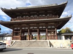 世界遺産 真言宗御室派総本山 仁和寺
堂々たる二王門