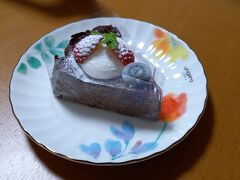 広島に戻ったらケーキエクラのケーキが❣
バスクショコラです