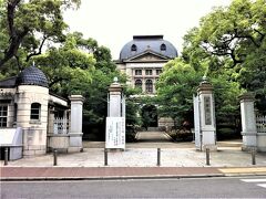 兵庫県公館 （登録有形文化財）南正門
　この１枚は２０１２年６月２日に訪れたときの撮影です。