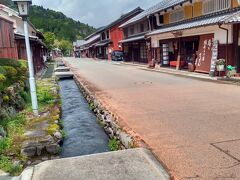 熊川宿の風景
現在も使用されているという水路があるのが特徴のようです