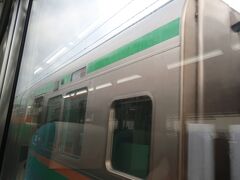 沼津からは御殿場線から東海道線へ乗入
08時01分に沼津に到着ですが､こちらのJR東日本からの乗入電車と接続して出発のため､しばし停車し､08時09分沼津を出発して