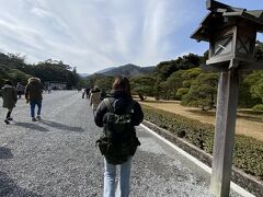 《伊勢神宮 内宮》
早朝参拝ではほとんど真っ暗だったので、
昼間にもう一度参拝しました。