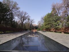 28人のパンフィロフ戦士の記念碑は、1917年～20年の内戦と第二次大戦の犠牲者に捧げられているそうです。