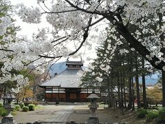 真田家の菩提寺　真田山長國寺（ちょうこくじ）屋根に六文銭の家紋