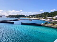 【阿嘉島から慶留間島（ゲルマ）まで行ってみる】

ウヒョ～！晴れてきた、晴れてきた～！


写真：阿嘉港。