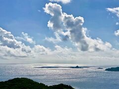 【阿嘉島から慶留間島（ゲルマ）まで行ってみる】

ちょっと、晴れ間が出たので、民宿で「自転車」を借りてみる。

...800円／５時間／台...