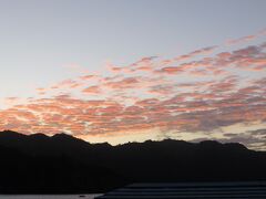 小笠原の朝です
キレイな朝焼け
