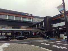 11時発のホテルの送迎車で
JR芦原温泉駅に送ってもらいました。

クルマで10分ほど。
