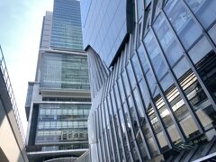 東急電車に乗りかえます。