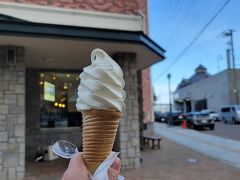 ルタオでソフトクリームを食べました。