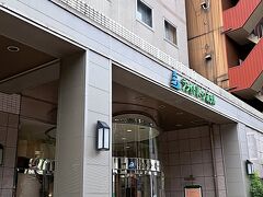 ＡＭ７時５０分。朝食のためにホテルを出る。