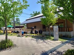 駅からのんびり歩くこと15分ほどで京都市動物園にたどり着きました。

写真は少ないですが、結構な広さがあり、京都の森エリアなどもあってとても楽しめました。