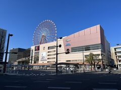 今日は鹿児島中央駅からスタートです。観覧車が印象的ですね。