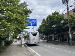 バスで旧軽井沢にやってきました、