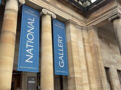 国立美術館　なんと、無料なんです。
そう言えば、ロンドンでも無料だったなー。