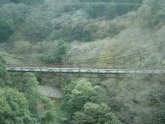 連写して、早川鉄橋(出山の鉄橋)から塔ノ澤橋をきれいに撮ることができました。