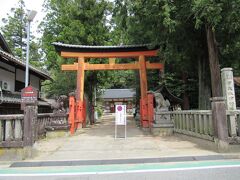 来た道を戻って行くと途中に宇太水分神社というところがあったので立ち寄り