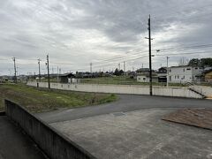 この道の駅のそばに、樽見鉄道の織部駅があります