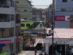 洗足駅の東急池上線　洗足池ボートハウスの屋上からの眺めです。