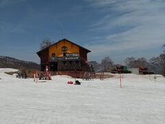 「和田小屋」ゴンドラ終点の側にある山小屋です！
宿泊客もいるようです！