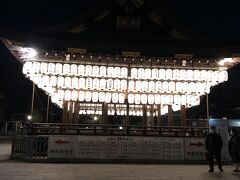 東山　花灯路へ、出かけます。