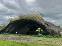 笠之原海軍航空基地跡・掩体壕