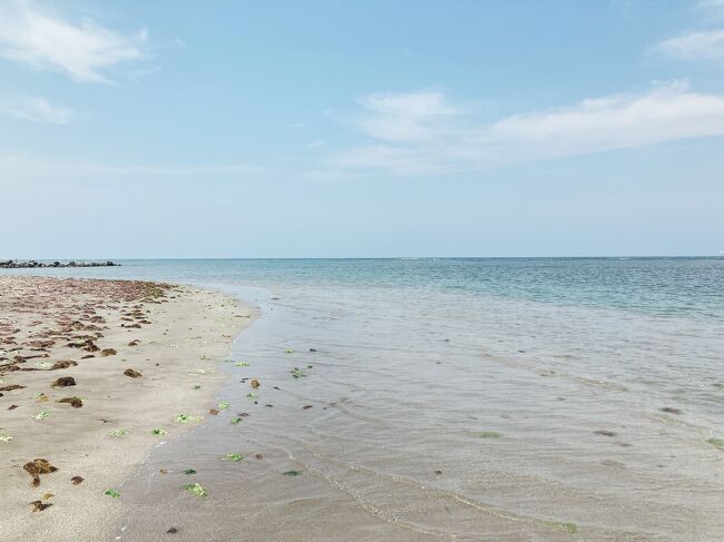 朝食の前に夫がビーチのパラパを取りに行ってくれました。<br />日曜日の８時ちょっと過ぎでしたが、既にキープしてある席が多数あったらしいです。<br /><br />