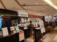 残った時間でティータイム…
じゃないな、ビアタイムにします。
仙台ステーションオイスターバーというお店です。