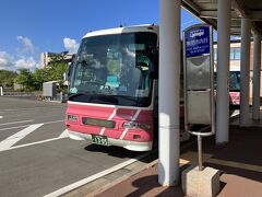 駅まではこのバスだけ
30分乗って950円　
残念ながら路線バスはありませんから（笑）