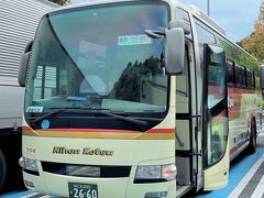 なんばOCATから日本交通高速バスで鳥取に向かいます。
快適なバス旅でした。
