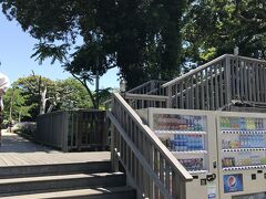 亀ヶ岡広場です。
