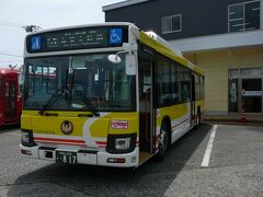 そして新宮駅まで行き　熊野本宮大社行のバスに乗車
予定より１本早いものに乗れゆっくりお参りができそうです